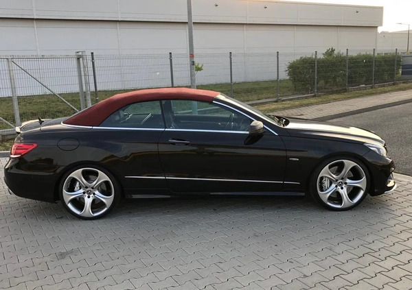 Mercedes-Benz Klasa E cena 187000 przebieg: 81000, rok produkcji 2011 z Inowrocław małe 742